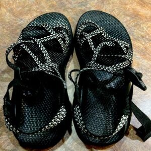 Chaco - black and white double toe strap- worn less than 20 times